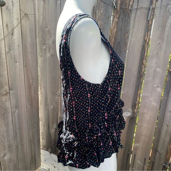 Cotton on floral cropped blouse size medium - Picture 3 of 7